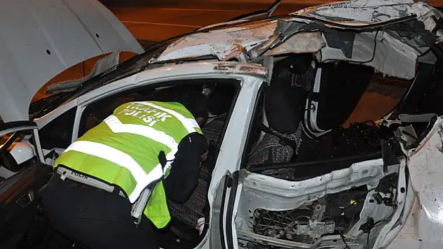 Feci kaza: 4 genç hayatını kaybetti