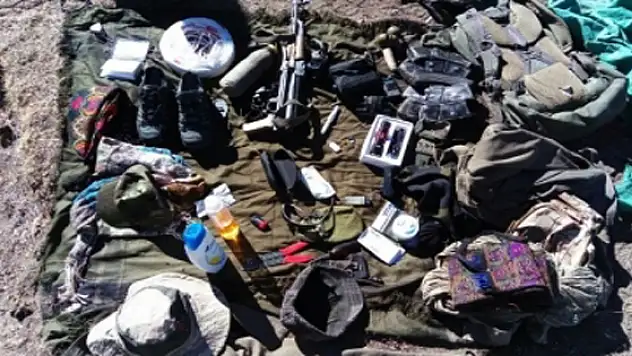 Van'da otomobilden cephane çıktı