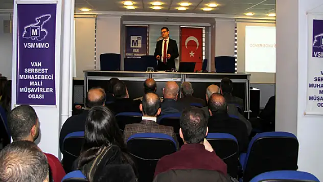 Muhasebecilere Dönem Sonu İşlemleri Semineri Verildi