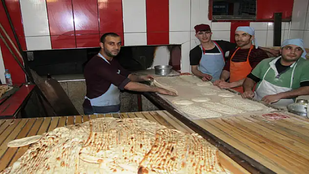 Vanlılar yeni yılda 'barış' istiyor