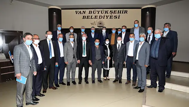 BAKAN YARDIMCISI ERDİL VAN'DA