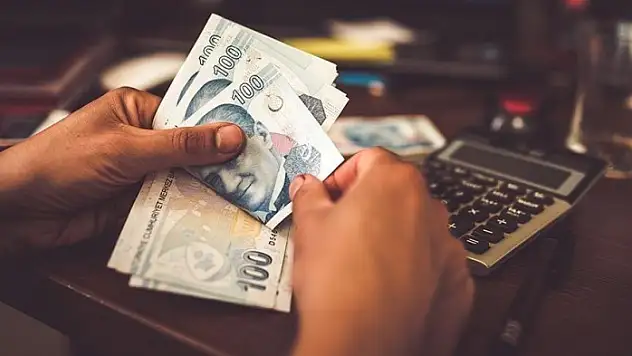 Kısa çalışma ödeneğinin 2 ay uzatılması kararı Resmi Gazete'de