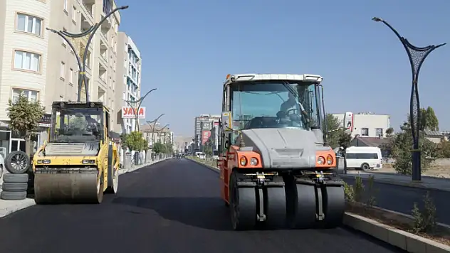 HACIBEKİR CADDESİ ASFALTLANIYOR