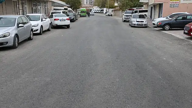 Erciş Belediyesi Tugay Caddesi'ni yeniledi