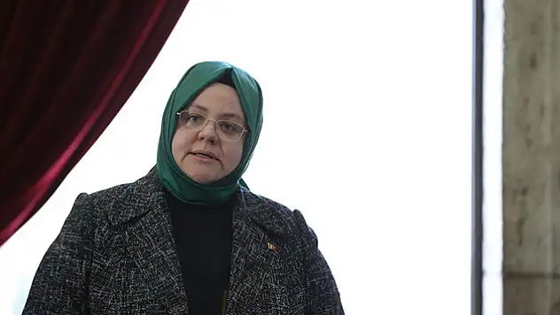 Bakan Zehra Zümrüt Selçuk: 'Covid-19 test sonucum pozitif çıktı'