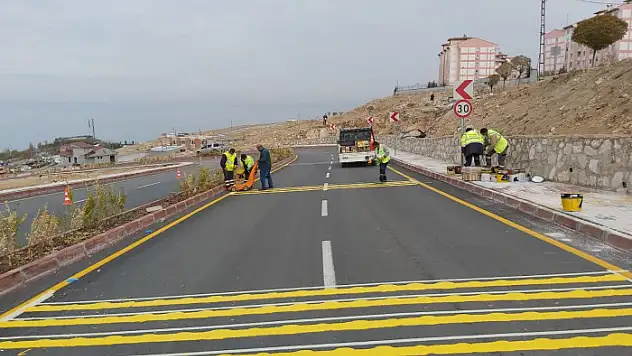 BÜYÜKŞEHİR İLE YOLLAR KIŞA HAZIR