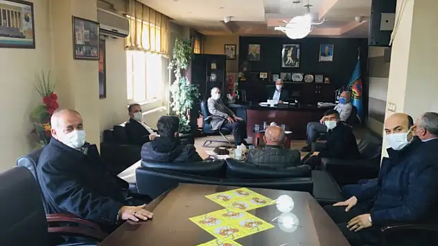 Karabıyık: Esnaf siftah etmeden dükkanını kapatıyor