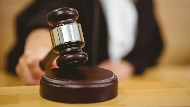 Mesai arkadaşlarına hakaret eden işçi tazminatsız kovuldu