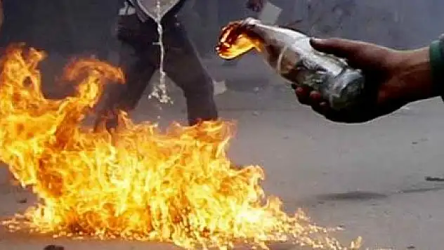 3 MOLOTOFÇU YAKALANDI