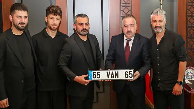 65 VAN 65 plakası açık artırmayla satılıyor