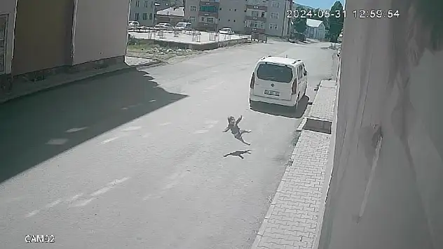 7. Kattan düşen 2 yaşındaki çocuk hayatını kaybetti