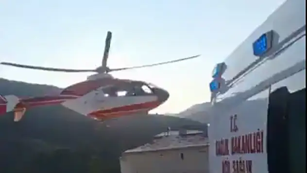 79 yaşındaki hasta helikopter ambulansla hastaneye sevk edildi