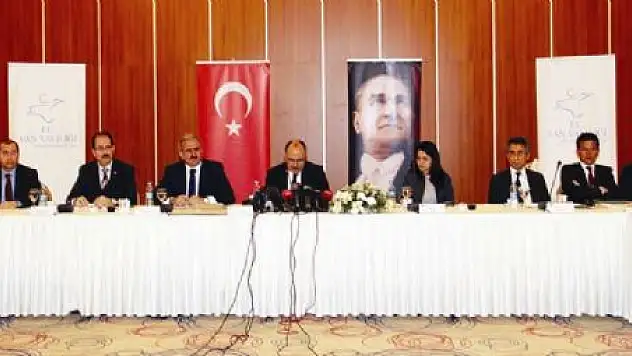 VAN BAŞTAN SONA YENİLENİYOR