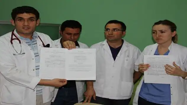 İSTİFA VE EYLEM SES GETİRDİ