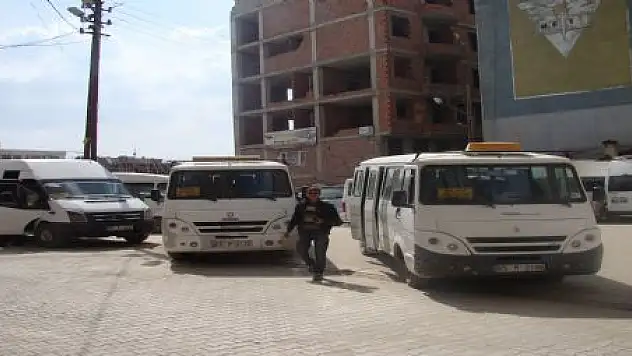 KORSAN MİNİBÜSÇÜLER CAN SIKIYOR