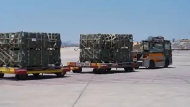 ABD ve Almanya üzerinden İsrail'e 14 askeri kargo uçağı malzeme taşındı