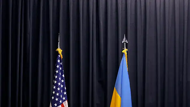 ABD ve Ukrayna'nın değerli madenler konusunda anlaşmaya vardığı iddiası