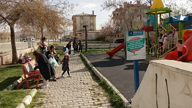 Ailelerden parklara yoğun ilgi