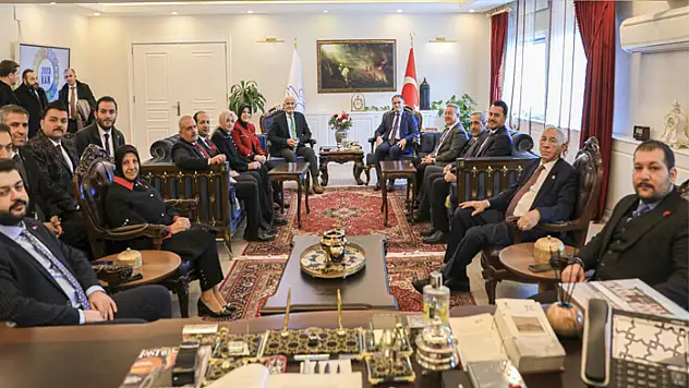 AK Parti'den Vali Balcı'ya ziyaret