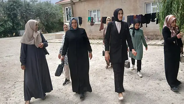 AK Parti Gürpınar Kadın Kolları, üye sayısını artırıyor