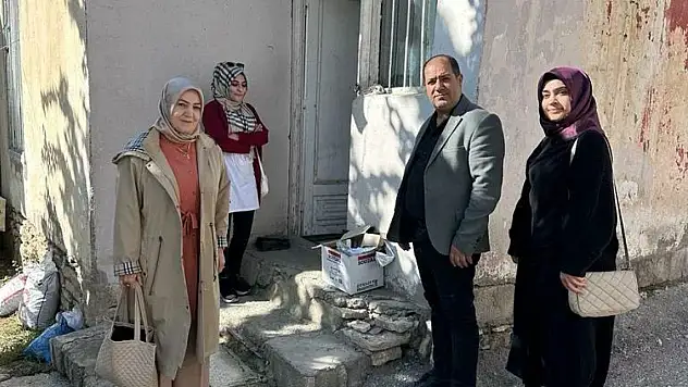 AK Parti İpekyolu İlçe Teşkilatı çalışmalarını sürdürüyor