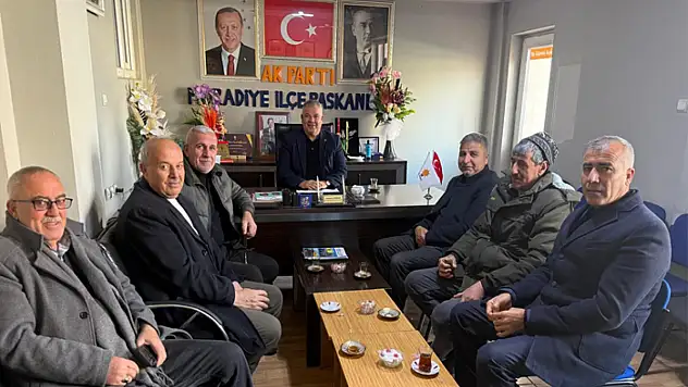 AK Parti Muradiye İlçe Başkanı Durmaz, vatandaşlarla buluştu