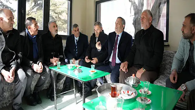 AK Parti Van İl Başkanı Arvas, taksi esnafının sorunlarını dinledi