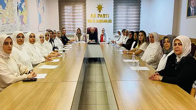 AK Parti yerel yönetimler toplantısı yapıldı