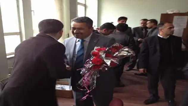 AK PARTİ'DEN ÖĞRETMENLERE ZİYARET