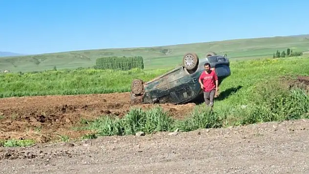 Akyaka'da otomobil takla attı: 1 yaralı