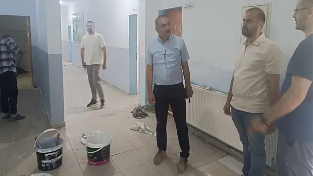 Alhan'ın okul ziyaretleri sürüyor