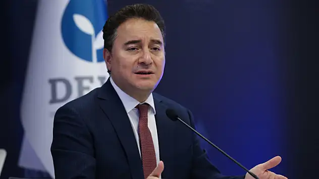 Ali Babacan Van'a geliyor