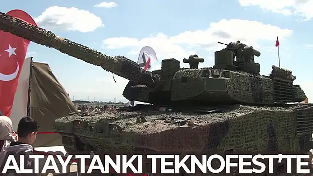 Altay tankı, TEKNOFEST-2023'te vatandaşlarla buluştu