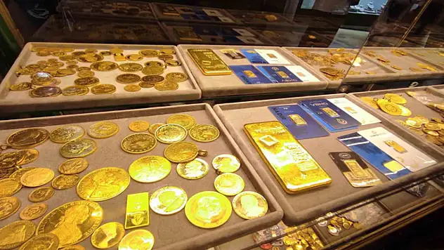 Altın fiyatları son üç haftanın en düşük seviyesine geriledi