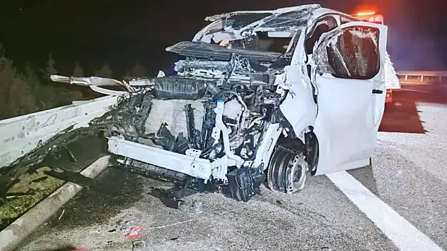 Altın yüklü zırhlı araç takla attı: 11 kilo altın sırra kadem bastı