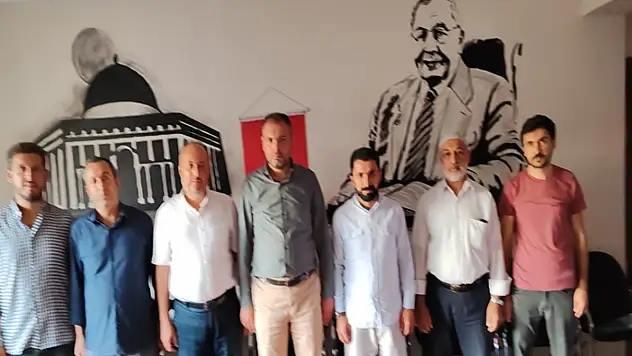 Anadolu Gençlik Derneği'nden Saadet Partisi'ne hayırlı olsun ziyareti