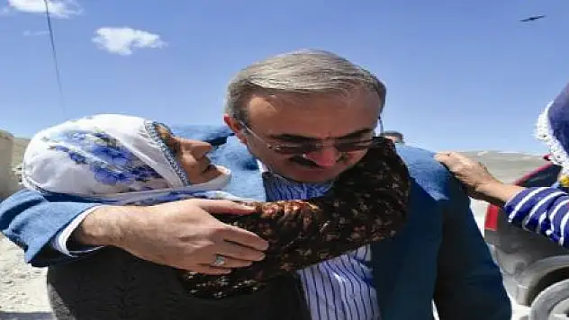 KARALOĞLU'NDAN ANNELER GÜNÜ MESAJI