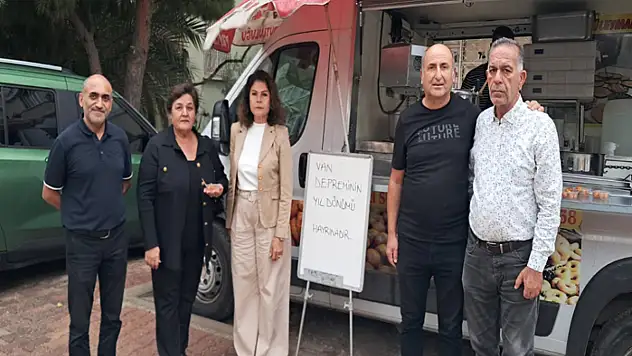 Antalya Vanlılar Yardımlaşma ve Dayanışma Derneği'nden deprem etkinliği