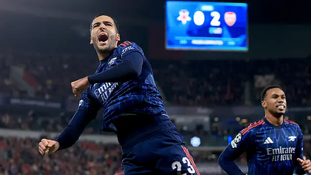 Arsenal, Şampiyonlar Ligi'nde 4'te 4 yaptı