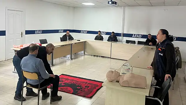 Aşkale Çimento personeline ilkyardım güncelleme eğitimi