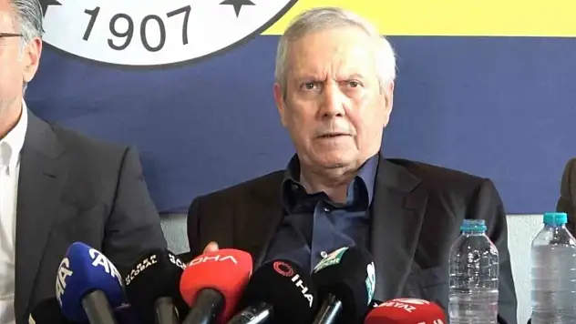 Aziz Yıldırım: Mourinho 7 milyon Euro'ya gelecekse biz çekilelim