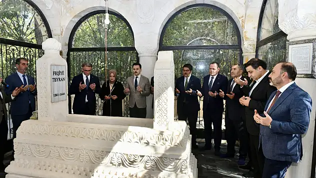 Bahçesaray'da Feqi'yê teyran Anıldı