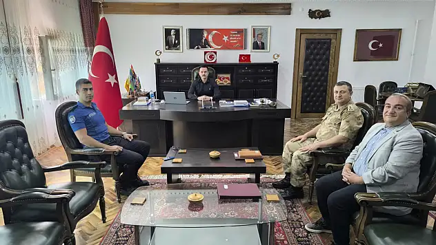 Bahçesaray'da okul güvenliği toplantısı yapıldı