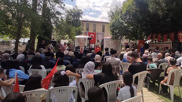 Bahçesaray'da Sündüz Şehitleri anıldı