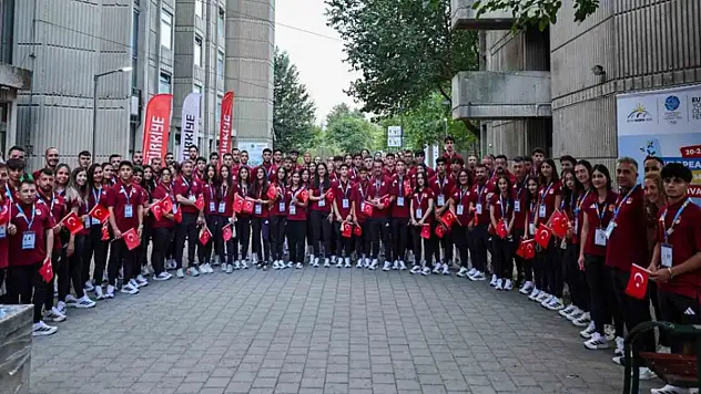 Bakan Bak: Spor ülkesi olma yolunda hızla ilerliyoruz