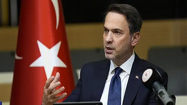 Bakan Bayraktar: Enerjiyi bir araç haline dönüştürüp bunları nasıl yaparız ona bakmamız lazım