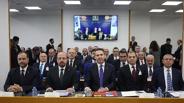 Bakan Bayraktar: Yaklaşık 97 bin maden ruhsatın iptalini sağladık