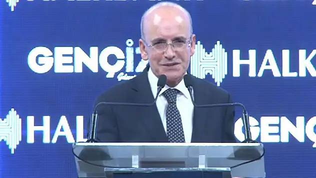 Bakan Şimşek: SPK ile vatandaşlarımızı finansal okuryazar yapmak için bir eğitim seferberliğine girdik