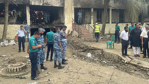 Bangladeş'teki uçak kazasında can kaybı 27'ye yükseldi
