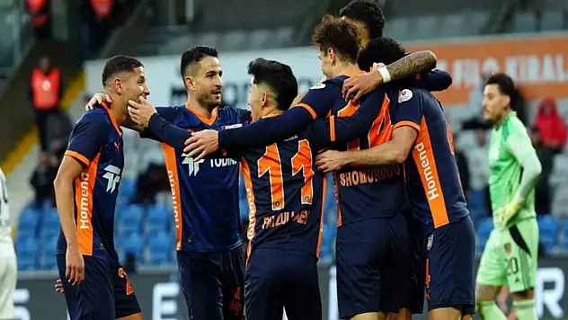 Başakşehir, bu sezon ikinci kez üst üste kazandı